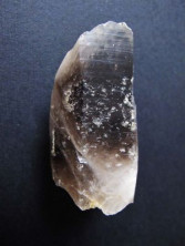 Драконий кварц, природный кристалл