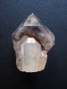 Кварц Семь Мелодий (Суперсемерка, Мелодит), природный кристалл, Скипетр